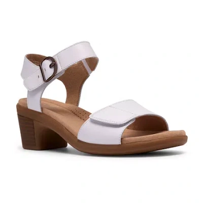 Clarks Of England Clarks Womens Strap Sandals In White