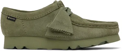 Clarks Originals Green Wallabee Gtx Derbys In Khaki/green Sde