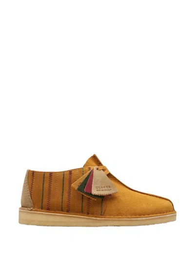 Clarks Originals Originals Desert Trek Embroidered-detailing Shoes In Brown