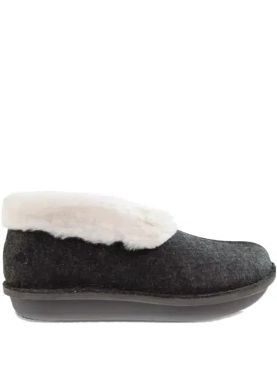 Clarks Originals Step Flowllow Faux-fur Trim Slippers In Gray