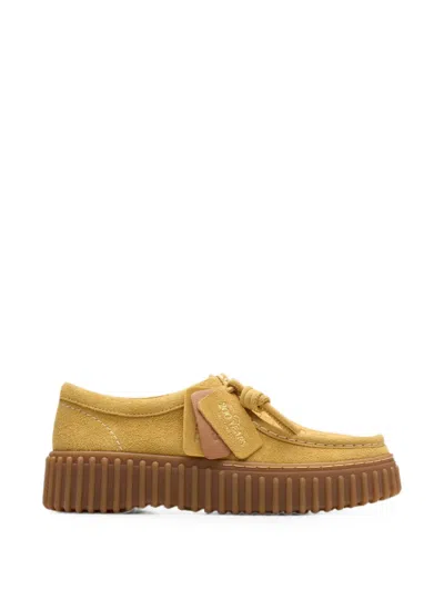 Clarks Originals Torhill Bee Suede Derby Shoes In Yellow