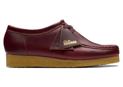 Pre-owned Clarks Originals Wallabee Damson Leather (women's) Sneakers In Deep Red