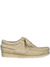 Clarks Originals Wallabee Desert Boots In Neutral