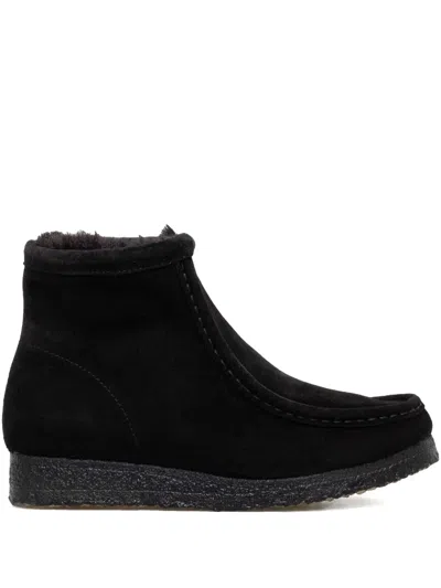 Clarks Originals Wallabee Hi Suede Boots In Black