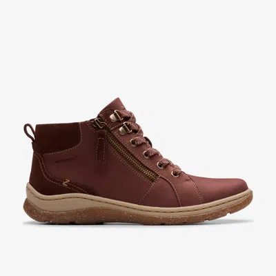 Clarks Orlene Top Waterproof In Burgundy