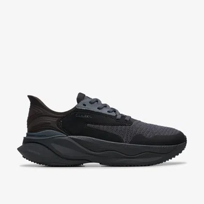 Clarks Pace In Black