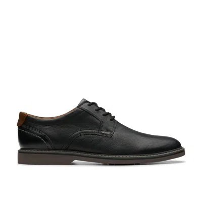 Clarks Radcliff Low In Black Leather