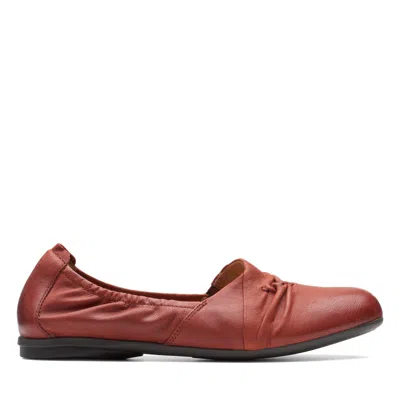Clarks Rena Way In Brown Leather In Multi