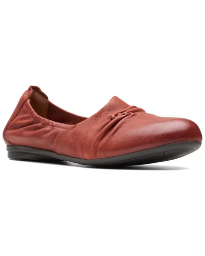 Clarks Rena Way Leather Flat In Brown