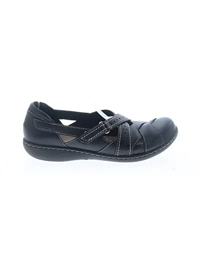Pre-owned Clarks Sandals In Black