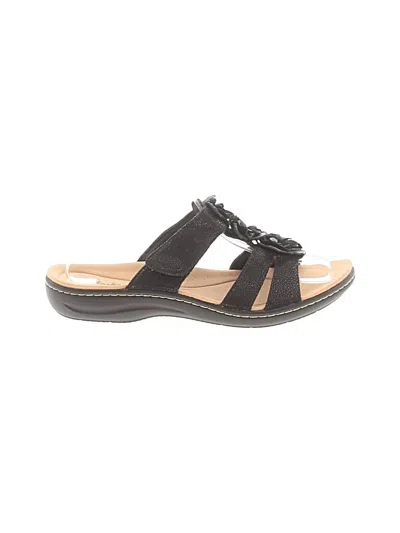 Pre-owned Clarks Sandals In Black