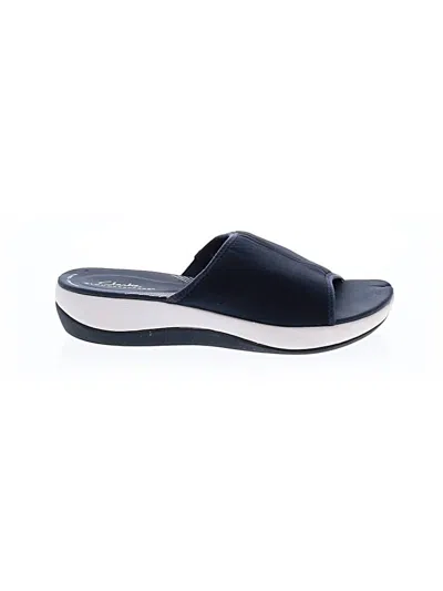 Pre-owned Clarks Sandals In Blue