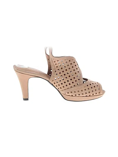 Pre-owned Clarks Sandals In Brown