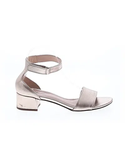 Pre-owned Clarks Sandals In Gold