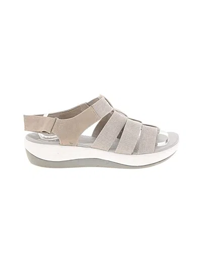 Pre-owned Clarks Sandals In Gray