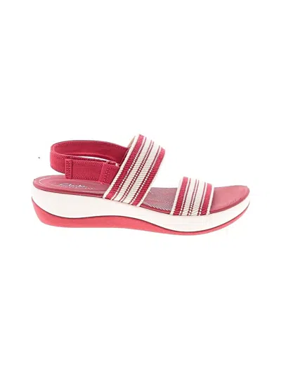 Pre-owned Clarks Sandals In Red