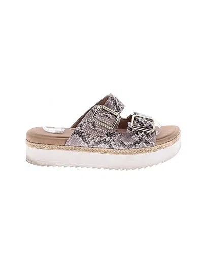 Pre-owned Clarks Sandals In Silver