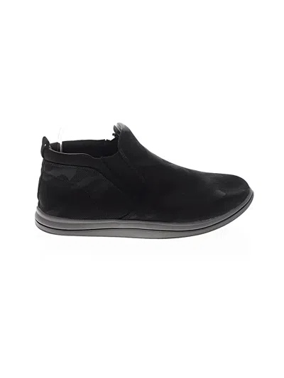 Pre-owned Clarks Sneakers In Black