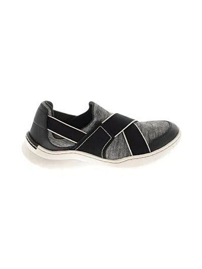 Pre-owned Clarks Sneakers In Black