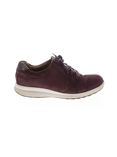 Pre-owned Clarks Sneakers In Burgundy