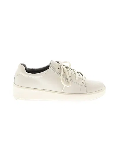 Pre-owned Clarks Sneakers In Ivory