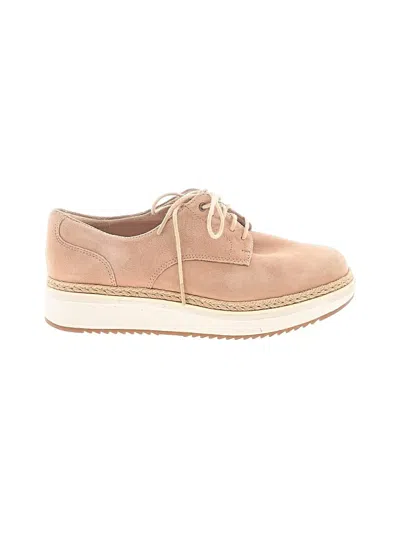 Pre-owned Clarks Sneakers In Tan