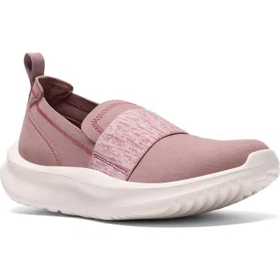 Clarks ® Solevana Lily Slip-on Sneaker In Dusty Pink