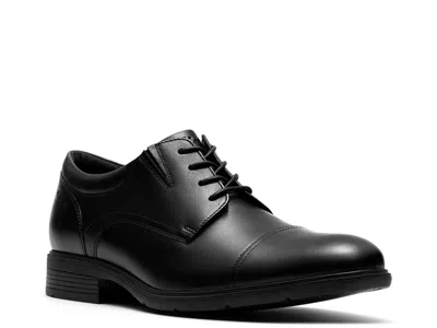Clarks Steadwell Cap Oxford In Black