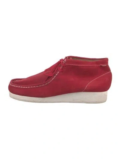 Pre-owned Clarks Suede Boots In Red