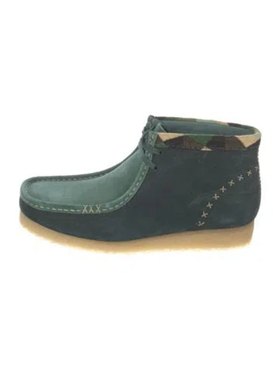 Pre-owned Clarks Suede Camouflage Print Sneakers W/ Tags In Green