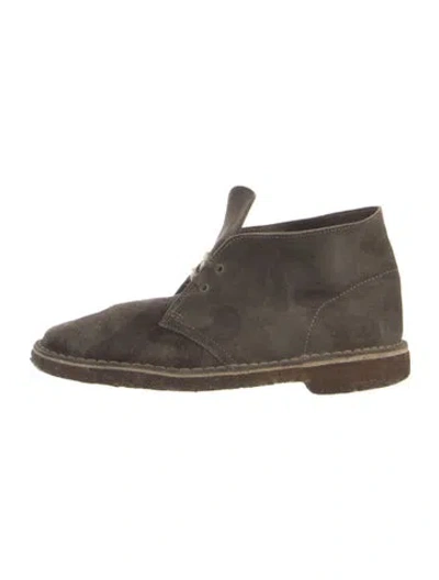 Pre-owned Clarks Suede Lace-up Boots In Brown
