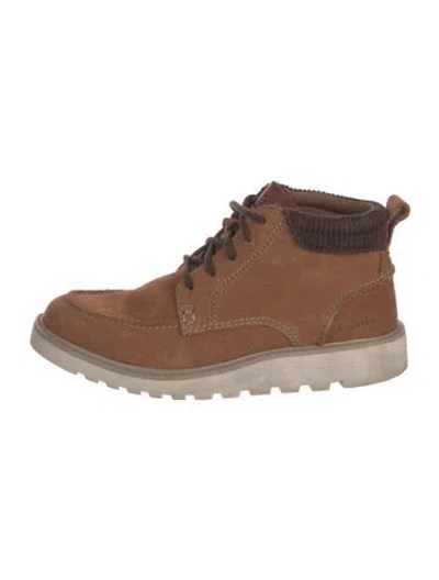 Pre-owned Clarks Suede Lace-up Boots In Brown