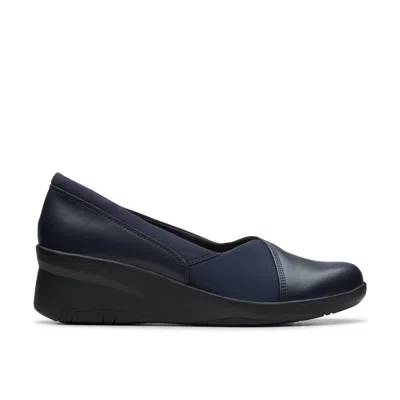 CLARKS SUTTYN WALK IN BLUE LEATHER