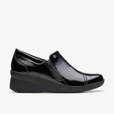 Clarks Suttyn Zip In Black