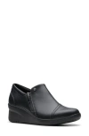 Clarks Suttyn Zip In Black Leather