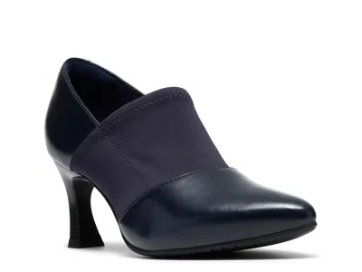 Clarks Tammitha Pump In Navy