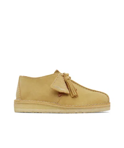 Clarks Tan Desert Trek Derbys In Nude