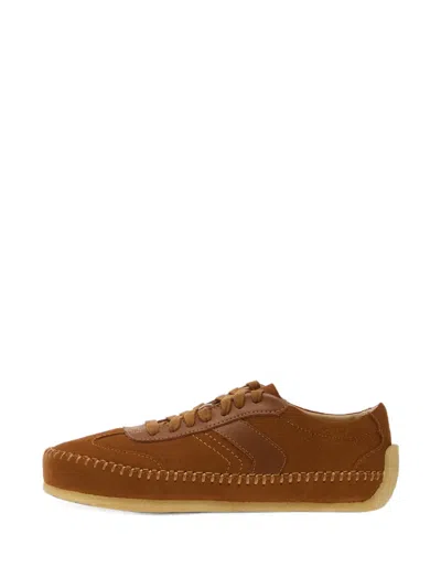 Clarks Tor Low Whipstitch Sneakers In Brown