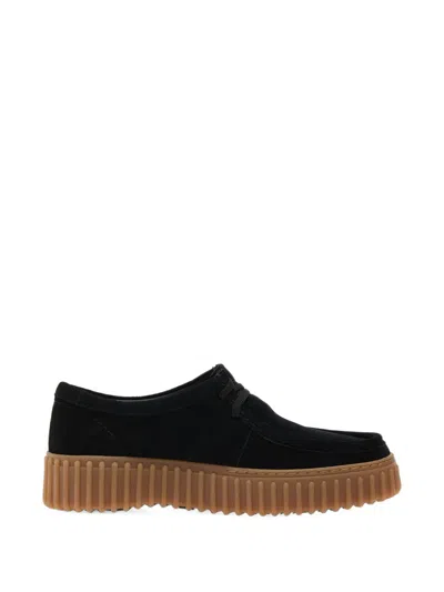 Clarks Torhill Bee Suede Sneakers In Black