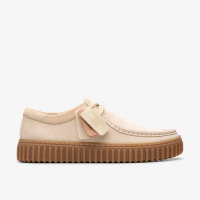 Clarks Torhill Lo In Brown