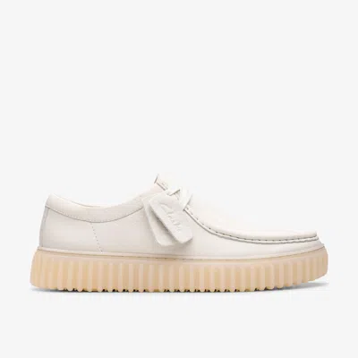 Clarks Mens  Torhill Hi Boots In White