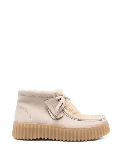 Clarks Torhill Shearling-panel Lace-up Boots In Neutral