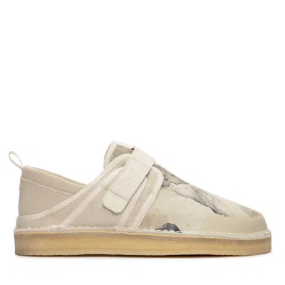 Clarks Trek Taiyo In White Suede In Brown