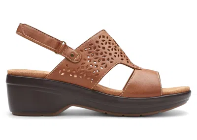Pre-owned Clarks Tuleah Sun Leather (women's) Sneakers In Tan In Brown