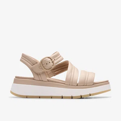 Clarks Tuscan Strap In Beige
