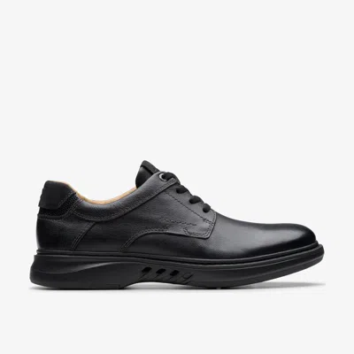 CLARKS UN BRILEY PACE