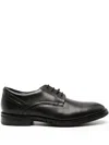 Clarks Un Hugh Lace-up Shoes In Schwarz