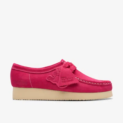 Clarks Wallabee. 2604 In Pink