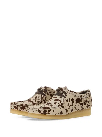 Clarks Wallabee Cow-print Boots In Neutral