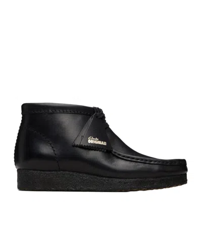 Clarks Wallabee Desert Boots In Black